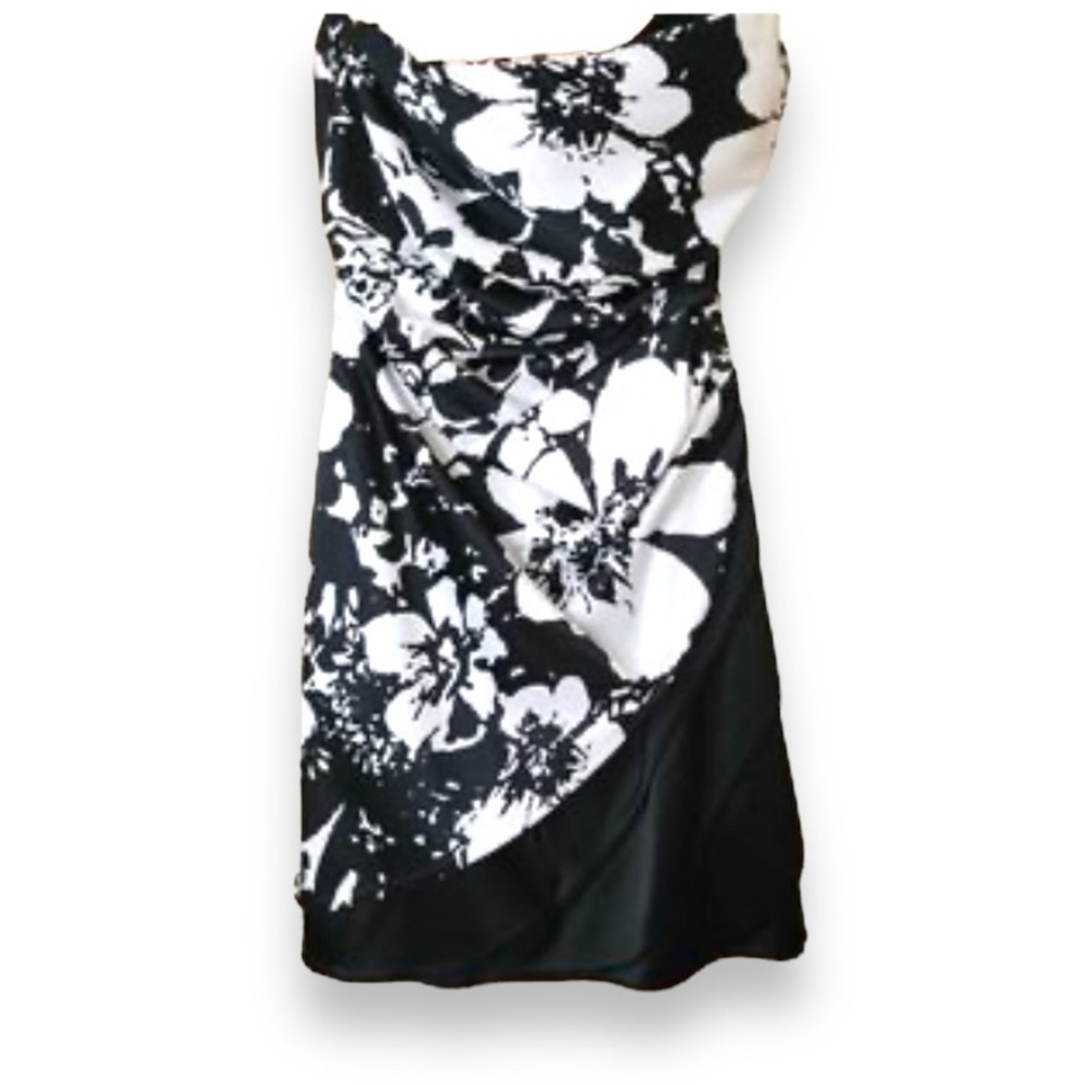 Onyx Nites Black White Formal Evening Dress Strapless Ruched